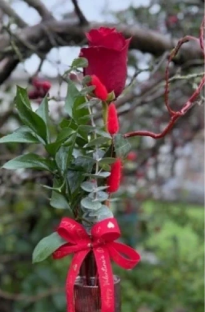 You're The One - Single Rose Vase.